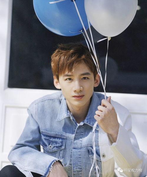 娱乐圈理性吃瓜白敬亭,娱乐圈理性吃瓜者的智慧与坚守