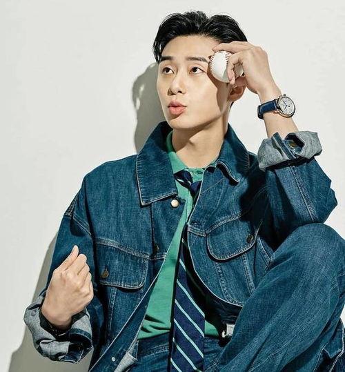 双男主吃瓜娱乐圈文,瓜田里的甜蜜较量